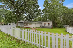 38472 N 4th Ave, Spring Grove, IL 60081 - Photo 1