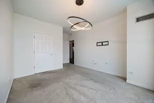 757 N Orleans St, Chicago, IL 60654 - Photo 16