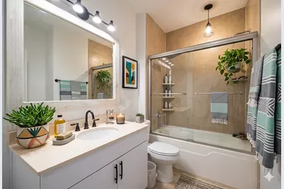 757 N Orleans Street #605, Chicago, IL 60654 - Photo 18