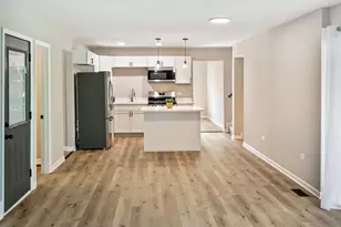 936 E 170th St, South Holland, IL 60473 - Photo 10