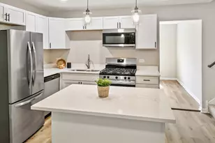 936 E 170th St, South Holland, IL 60473 - Photo 12
