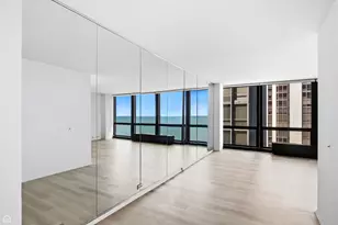 900 N Lake Shore Dr, Chicago, IL 60611 - Photo 4