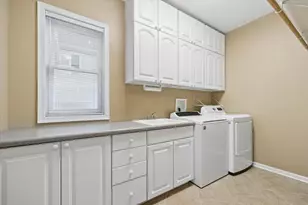 1250 Tunbridge Trail, Algonquin, IL 60102 - Photo 16