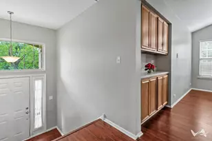 1620 Columbia Cir, Bartlett, IL 60103 - Photo 8