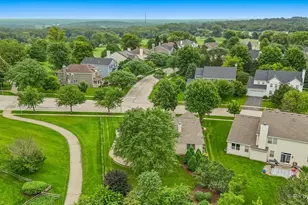 341 Foxford Dr, Cary, IL 60013 - Photo 44
