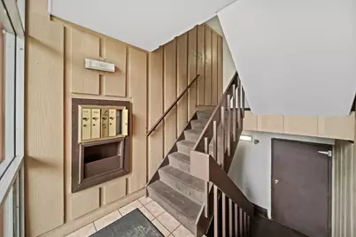1065 Valley Lane #208, Hoffman Estates, IL 60169 - Photo 18