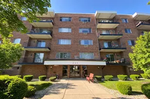 205 W Miner St, Arlington Heights, IL 60005 - Photo 1