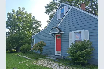 1624 N Poplar Avenue, Round Lake Beach, IL 60073 - Photo 2