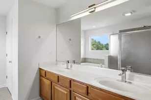 5218 Greenshire Cir, Lake in the Hills, IL 60156 - Photo 18