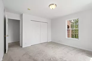5218 Greenshire Cir, Lake in the Hills, IL 60156 - Photo 24