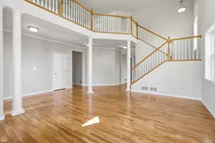 5218 Greenshire Cir, Lake in the Hills, IL 60156 - Photo 28