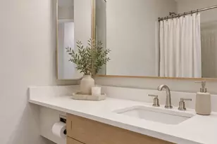 480 N McClurg Ct, Chicago, IL 60611 - Photo 12