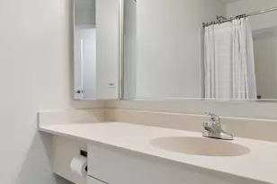 480 N McClurg Ct, Chicago, IL 60611 - Photo 18