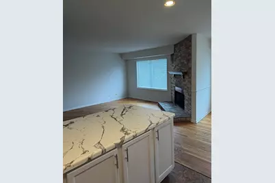 1887 N Nicole Lane, Round Lake Beach, IL 60073 - Photo 4