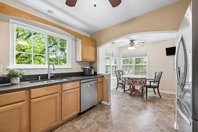 613 Concord Way, Prospect Heights, IL 60070 - Photo 12