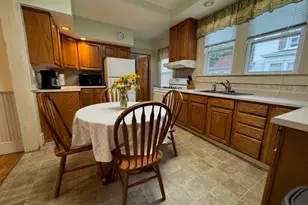 609 12th Ave, Sterling, IL 61081 - Photo 8