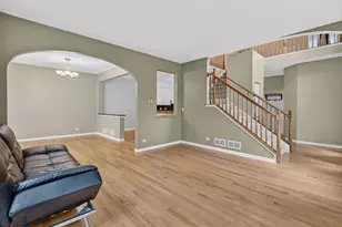 10S447 Carrington Circle, Burr Ridge, IL 60527 - Photo 6