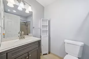 496 Thornhill Ln, Wheeling, IL 60090 - Photo 10