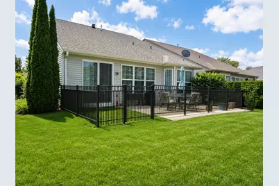 14274 Flagstaff Court, Huntley, IL 60142 - Photo 2