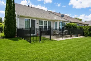 14274 Flagstaff Ct, Huntley, IL 60142 - Photo 2