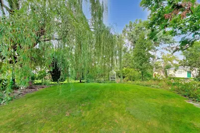 570 S Kenilworth Avenue, Elmhurst, IL 60126 - Photo 30