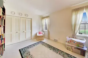 570 S Kenilworth Ave, Elmhurst, IL 60126 - Photo 18