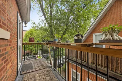 2152 N Campbell Avenue #R2, Chicago, IL 60647 - Photo 2