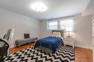 6 S Deerpath Dr, Vernon Hills, IL 60061 - Photo 22