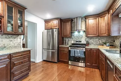 6 S Deerpath Drive, Vernon Hills, IL 60061 - Photo 10
