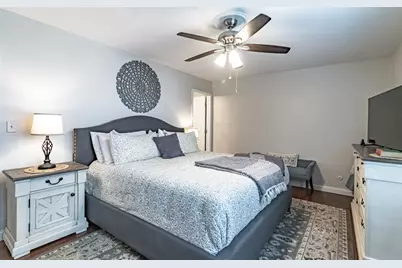 6 S Deerpath Drive, Vernon Hills, IL 60061 - Photo 14