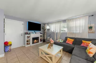 611 N Lullo Dr, Addison, IL 60101 - Photo 8