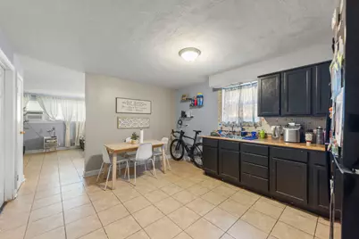 611 N Lullo Drive, Addison, IL 60101 - Photo 6