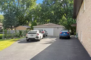 611 N Lullo Dr, Addison, IL 60101 - Photo 30