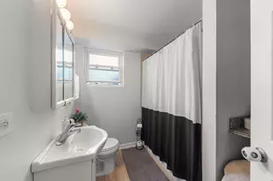 611 N Lullo Dr, Addison, IL 60101 - Photo 10