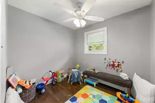 611 N Lullo Dr, Addison, IL 60101 - Photo 32