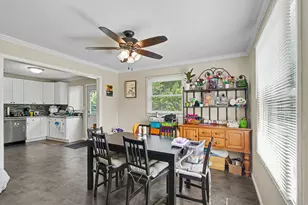 426 Redwing Dr, Round Lake Beach, IL 60073 - Photo 4