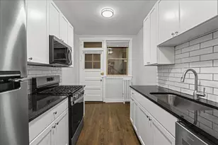 901 W Altgeld St, Chicago, IL 60614 - Photo 2