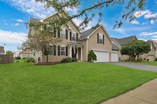 2145 Whitetail Dr, Aurora, IL 60503 - Photo 2
