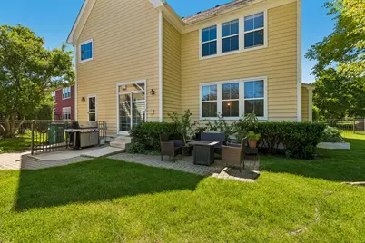 152 Ranney Avenue, Vernon Hills, IL 60061 - Photo 32