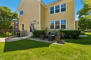152 Ranney Ave, Vernon Hills, IL 60061 - Photo 32