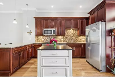 [Address not provided], Chicago, IL 60607 - Photo 6