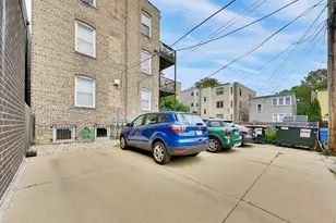 2215 W Foster Ave, Chicago, IL 60625 - Photo 24