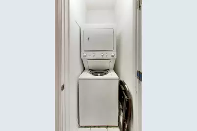 2215 W Foster Avenue #3, Chicago, IL 60625 - Photo 12