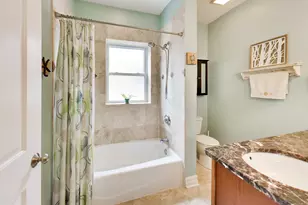 2215 W Foster Ave, Chicago, IL 60625 - Photo 16