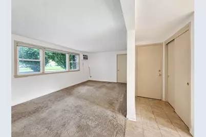 5629 6th Avenue #1B, Countryside, IL 60525 - Photo 4