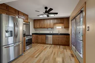 15642 Latrobe Ave, Oak Forest, IL 60452 - Photo 4