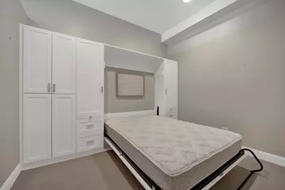 101 W Superior Street #1202, Chicago, IL 60654 - Photo 8