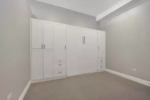 101 W Superior St, Chicago, IL 60654 - Photo 24
