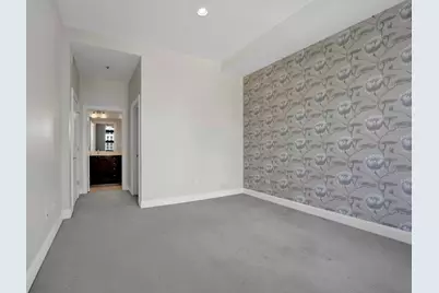 101 W Superior Street #1202, Chicago, IL 60654 - Photo 26