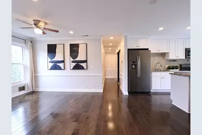 38 The Court Of Greenway, Northbrook, IL 60062 - Photo 6